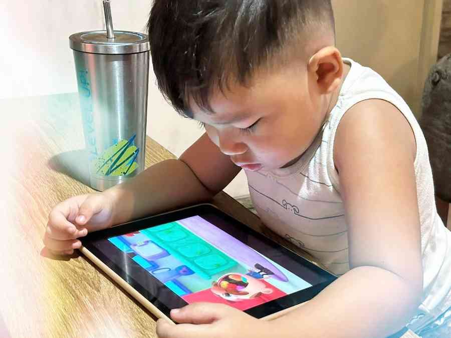 TODDLER'S SOCIAL ENGAGEMENT | Growth Beyond Screens